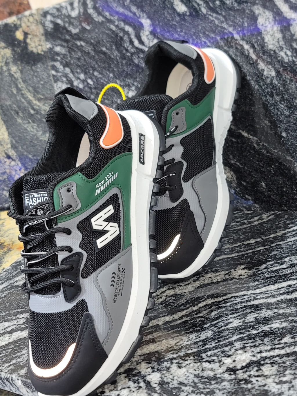 حذاء أواخر 2025