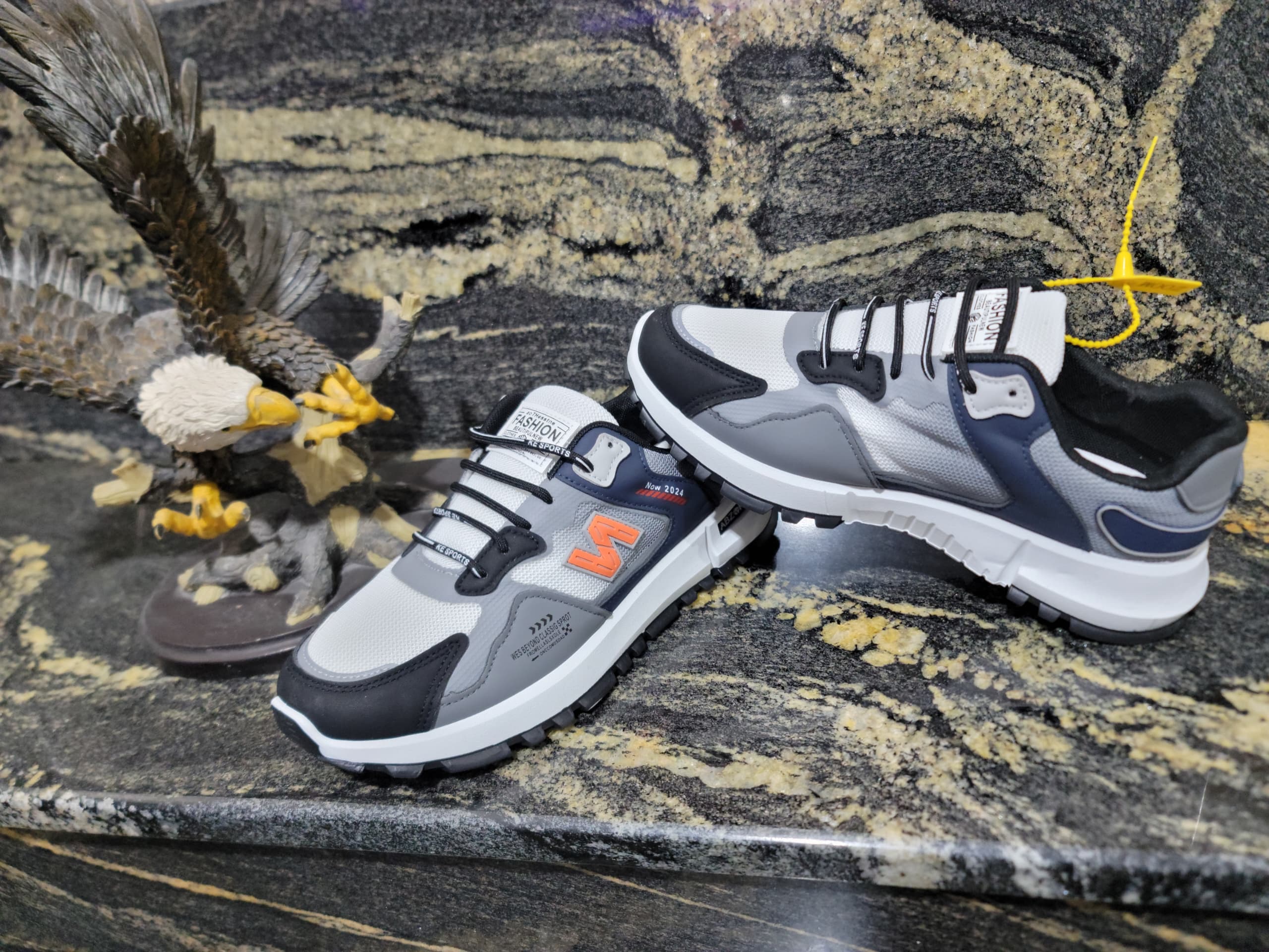 حذاء أواخر 2025